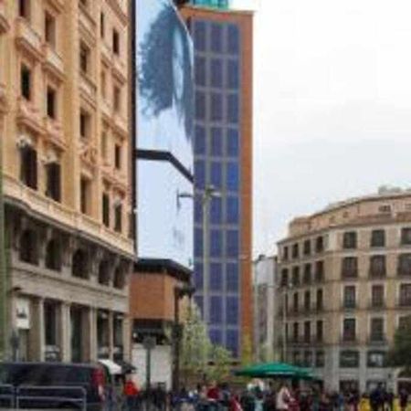 Apartamento Sotano En Gran Via มาดริด ภายนอก รูปภาพ