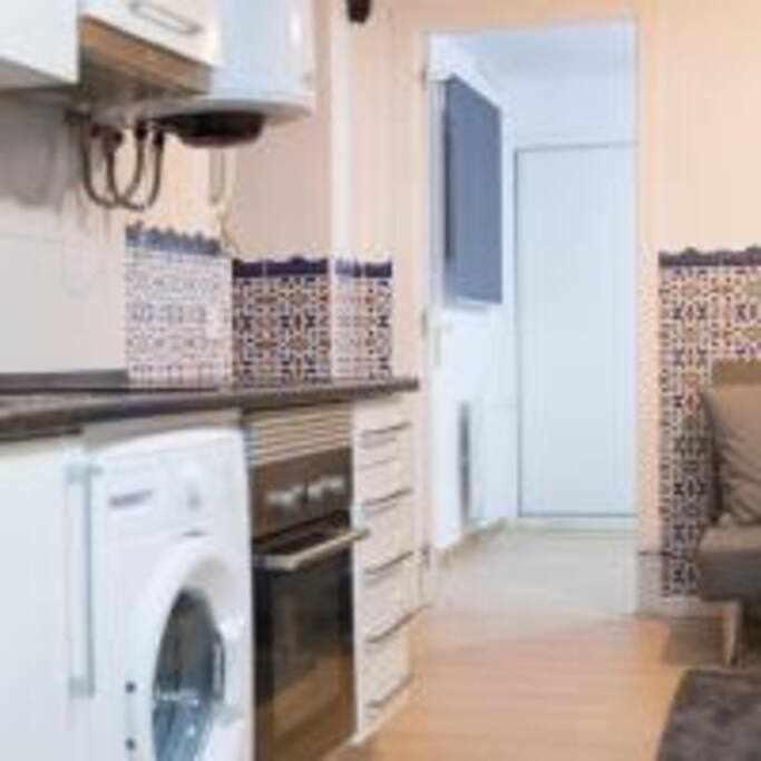 Apartamento Sotano En Gran Via มาดริด ภายนอก รูปภาพ