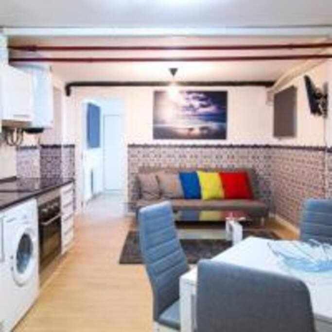 Apartamento Sotano En Gran Via มาดริด ภายนอก รูปภาพ